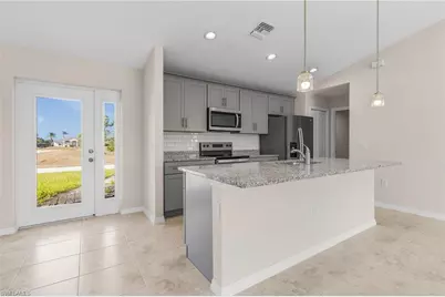 522 NW 20th St, Cape Coral, FL 33993 - Photo 7