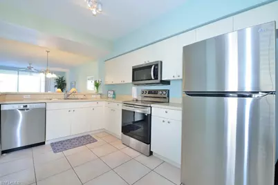 4960 Deerfield Way #E102, Naples, FL 34110 - Photo 9