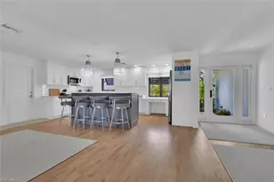 367 Mooring Line Dr, Naples, FL 34102 - Photo 7