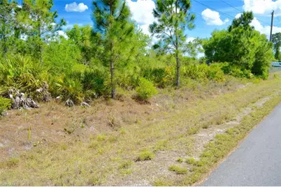 1510 Pine Ave, Lehigh Acres, FL 33972 - Photo 7