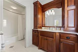 2325 Lantern Ln, Naples, FL 34102 - Photo 37