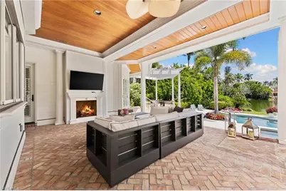 2325 Lantern Ln, Naples, FL 34102 - Photo 41