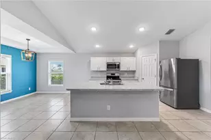 1319 NW 14th Pl, Cape Coral, FL 33993 - Photo 9