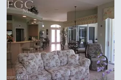 161 SE 17th St, Cape Coral, FL 33990 - Photo 7