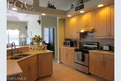 161 SE 17th St, Cape Coral, FL 33990 - Photo 5