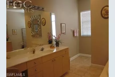 161 SE 17th St, Cape Coral, FL 33990 - Photo 9