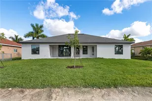 346 SW 28th Pl, Cape Coral, FL 33991 - Photo 23