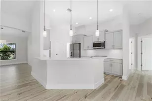 346 SW 28th Pl, Cape Coral, FL 33991 - Photo 7