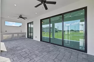 2500 NW 7th St, Cape Coral, FL 33993 - Photo 29