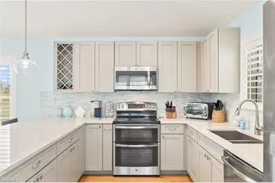 1234 Middle Gulf Dr, Sanibel, FL 33957 - Photo 11