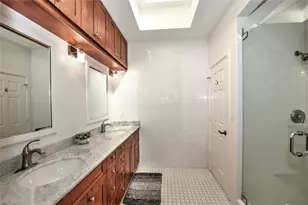 555 5th Ave S, Naples, FL 34102 - Photo 19