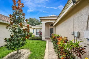 1346 Triandra Ln, Naples, FL 34119 - Photo 3