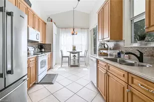 1346 Triandra Ln, Naples, FL 34119 - Photo 9