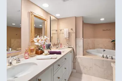 4041 Gulf Shore Blvd N #108, Naples, FL 34103 - Photo 11