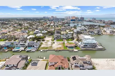 401 Willet Ave, Naples, FL 34108 - Photo 9