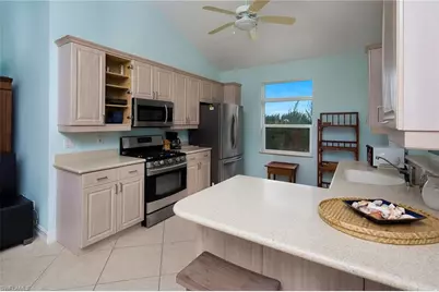 11687 Keewaydin, Naples, FL 34113 - Photo 7