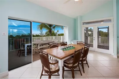 11687 Keewaydin, Naples, FL 34113 - Photo 5