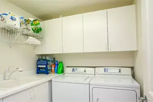 1060 Borghese Ln, Naples, FL 34114 - Photo 45