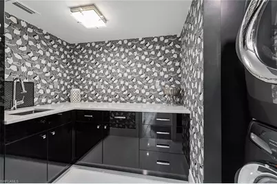 4031 Gulf Shore Blvd N #4B, Naples, FL 34103 - Photo 15