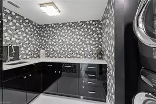 4031 Gulf Shore Blvd N, Naples, FL 34103 - Photo 15