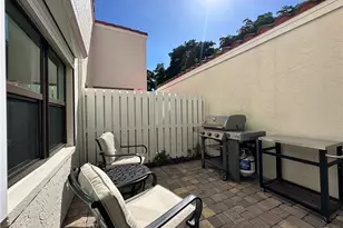 829 Reef Point Cir, Naples, FL 34108 - Photo 17