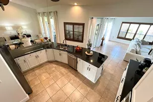 940 SE 20th Ct, Cape Coral, FL 33990 - Photo 9