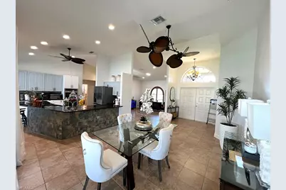 940 SE 20th Ct, Cape Coral, FL 33990 - Photo 3