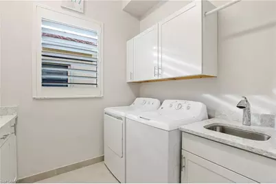 13435 Silktail Dr, Naples, FL 34109 - Photo 17