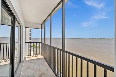 1900 Virginia Ave #902, Fort Myers, FL 33901 - Photo 13