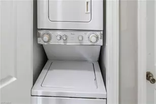 2130 NE 8th Pl, Cape Coral, FL 33909 - Photo 27