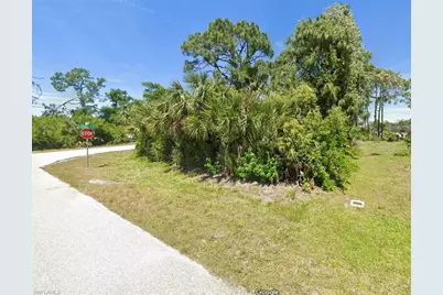11924 Helicon Ave, Port Charlotte, FL 33981 - Photo 5