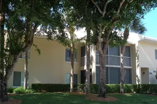 5809 Glencove Dr, Naples, FL 34108 - Photo 3