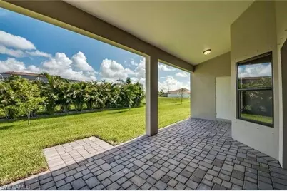 1425 NW 10th Ter, Cape Coral, FL 33993 - Photo 17