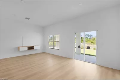 642 Stanley Ave S, Lehigh Acres, FL 33974 - Photo 7