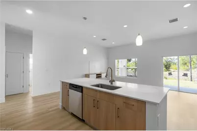 642 Stanley Ave S, Lehigh Acres, FL 33974 - Photo 13