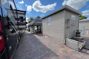 10336 Fire Flag Trail, Fort Myers, FL 33905 - Photo 3