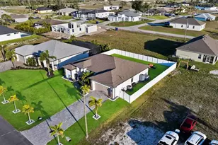 3246 NW 21st Terrace, Cape Coral, FL 33993 - Photo 5