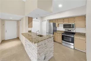 4680 St Croix Ln, Naples, FL 34109 - Photo 5