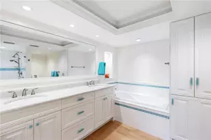 2398 Gulf Shore Blvd N, Naples, FL 34103 - Photo 11