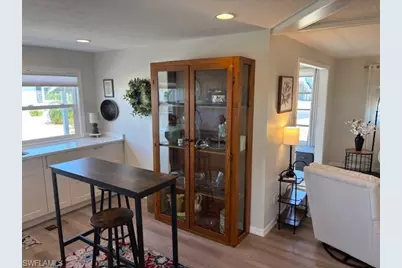 361 Shoreland Dr, Fort Myers, FL 33905 - Photo 3