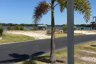 361 Shoreland Dr, Fort Myers, FL 33905 - Photo 17