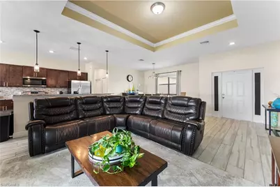 2717 Shelby Pkwy, Cape Coral, FL 33904 - Photo 9