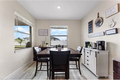 2717 Shelby Pkwy, Cape Coral, FL 33904 - Photo 7