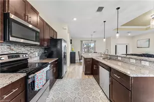 2717 Shelby Pkwy, Cape Coral, FL 33904 - Photo 3