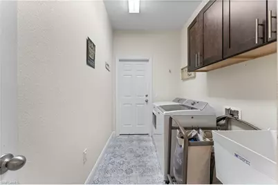 2717 Shelby Pkwy, Cape Coral, FL 33904 - Photo 25