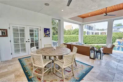 2201 Beacon Ln, Naples, FL 34103 - Photo 27