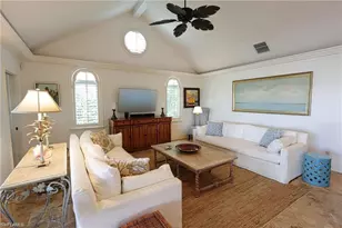 2201 Beacon Ln, Naples, FL 34103 - Photo 13