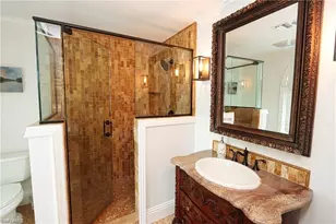 2201 Beacon Ln, Naples, FL 34103 - Photo 21