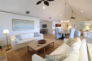 2201 Beacon Ln, Naples, FL 34103 - Photo 11