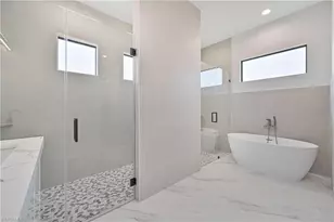 900 NW 12th Pl, Cape Coral, FL 33993 - Photo 23